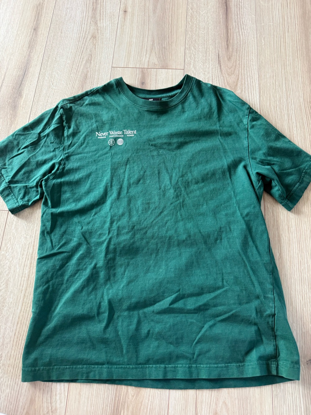 baggy tee